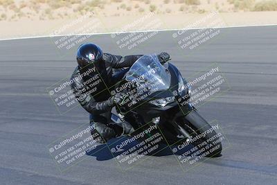 media/Apr-09-2023-SoCal Trackdays (Sun) [[333f347954]]/Turn 12 Inside (930am)/